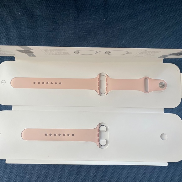 Apple Watch Charger (USB) and 2 44mm Sports Band - Picture 5 of 5